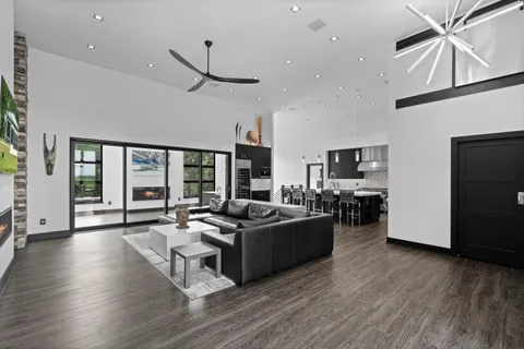 $1,973,000 | W3830 Scotch Bush Road, Lafayette, WI 53121