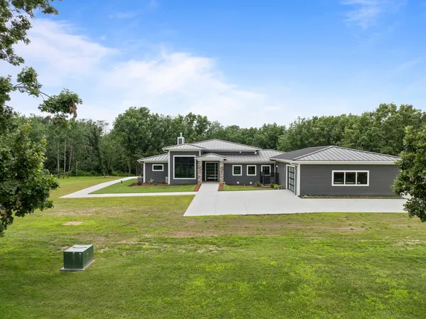 $1,973,000 | W3830 Scotch Bush Road, Lafayette, WI 53121