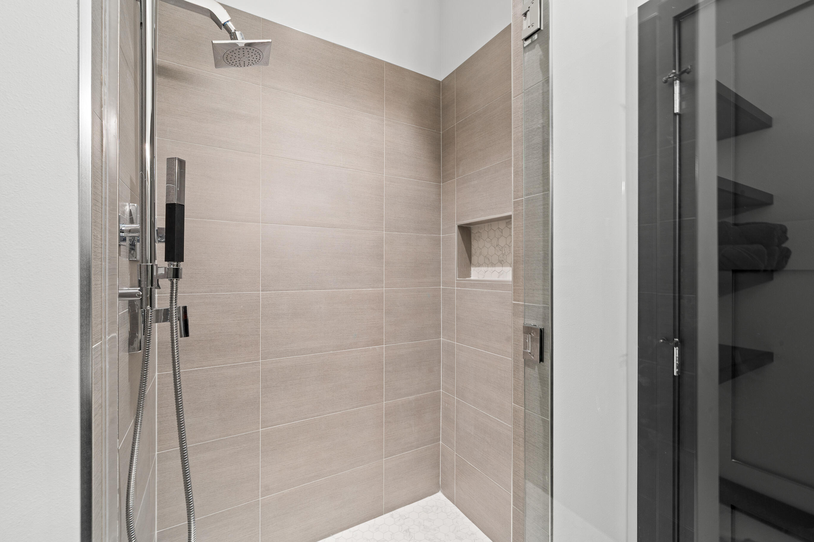 W3830 Scotch Bush Road Lafayette, WI 53121 - Photo 86 of 135 Walk In Shower