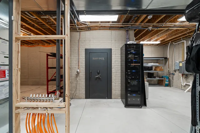 $1,973,000 | W3830 Scotch Bush Road, Lafayette, WI 53121