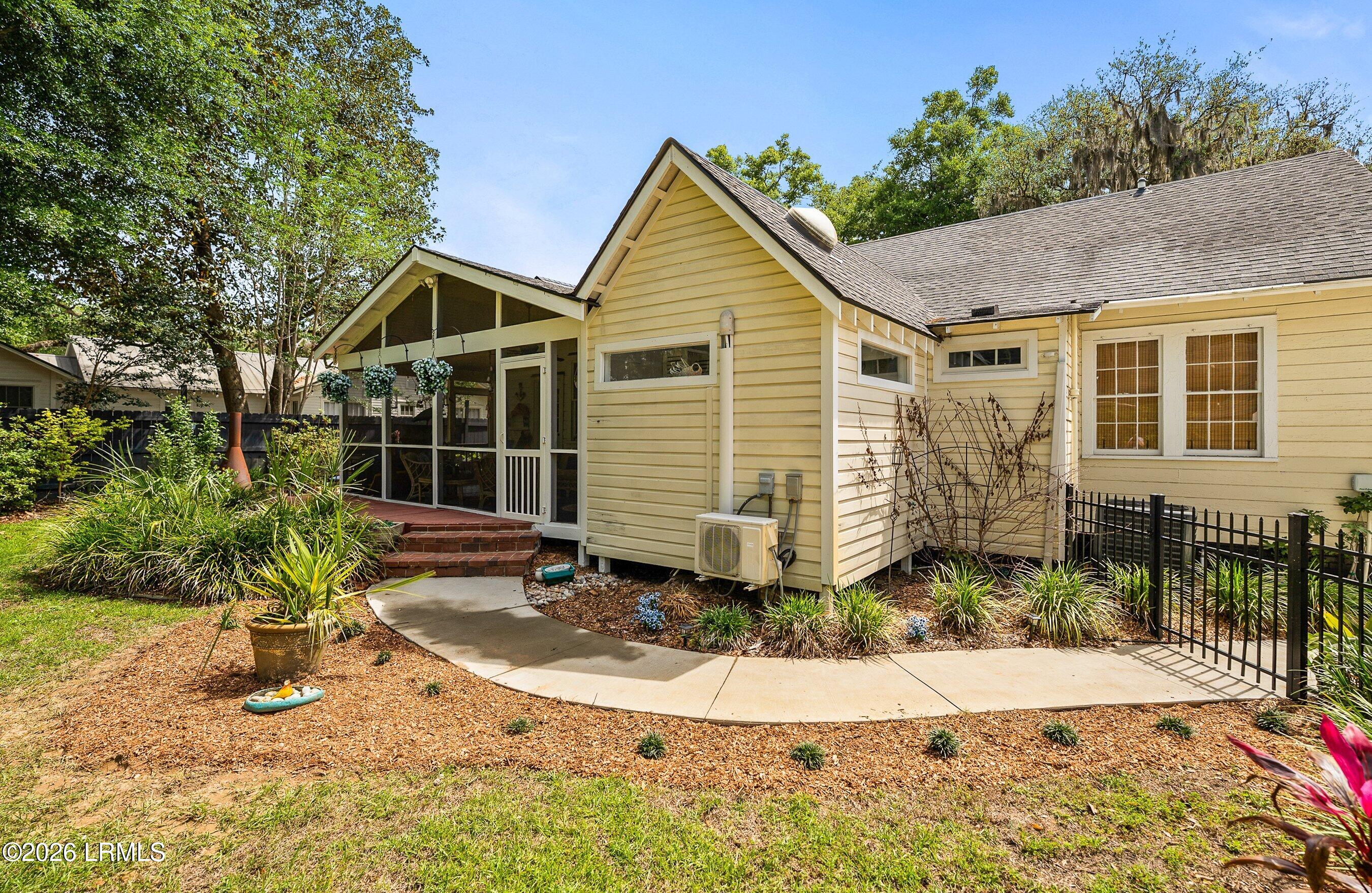 510 Ribaut Road Beaufort, SC 29902 - Photo 57 of 77 DSC02966-338-1.jpg-SMALL