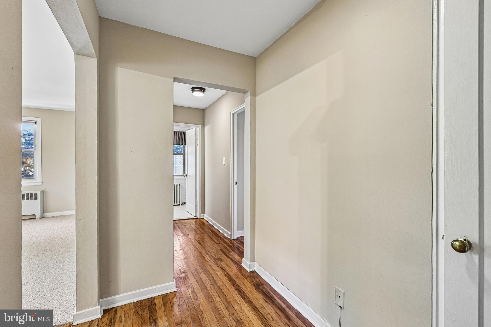 2223 Washington Avenue, Unit 103 Silver Spring, MD 20910 - Photo 18 of 20 Hallway