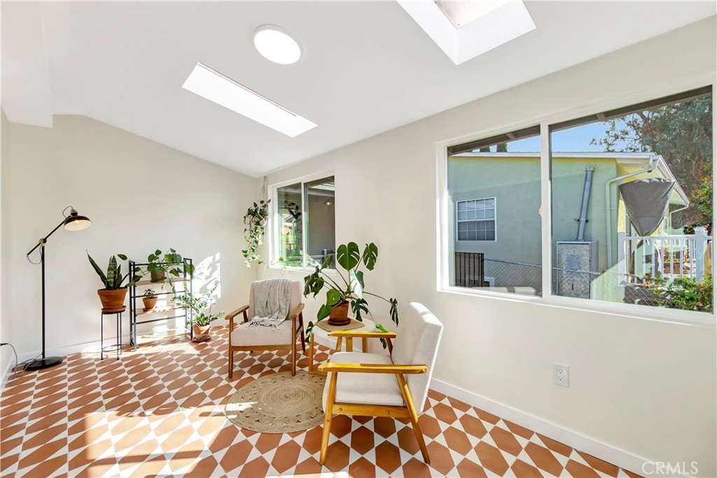 68 Laurel Drive Altadena, CA 91001 - Photo 26 of 59 a living room with furniture and a window