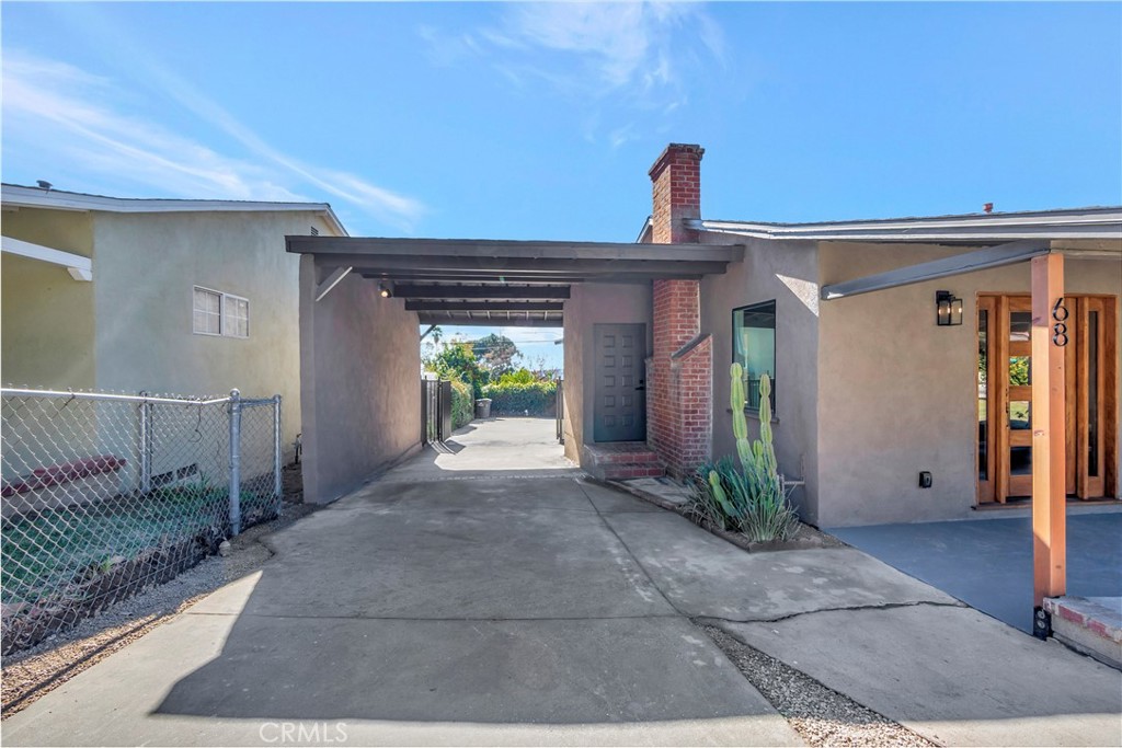 68 Laurel Drive Altadena, CA 91001 - Photo 4 of 59 a view of entryway with garden