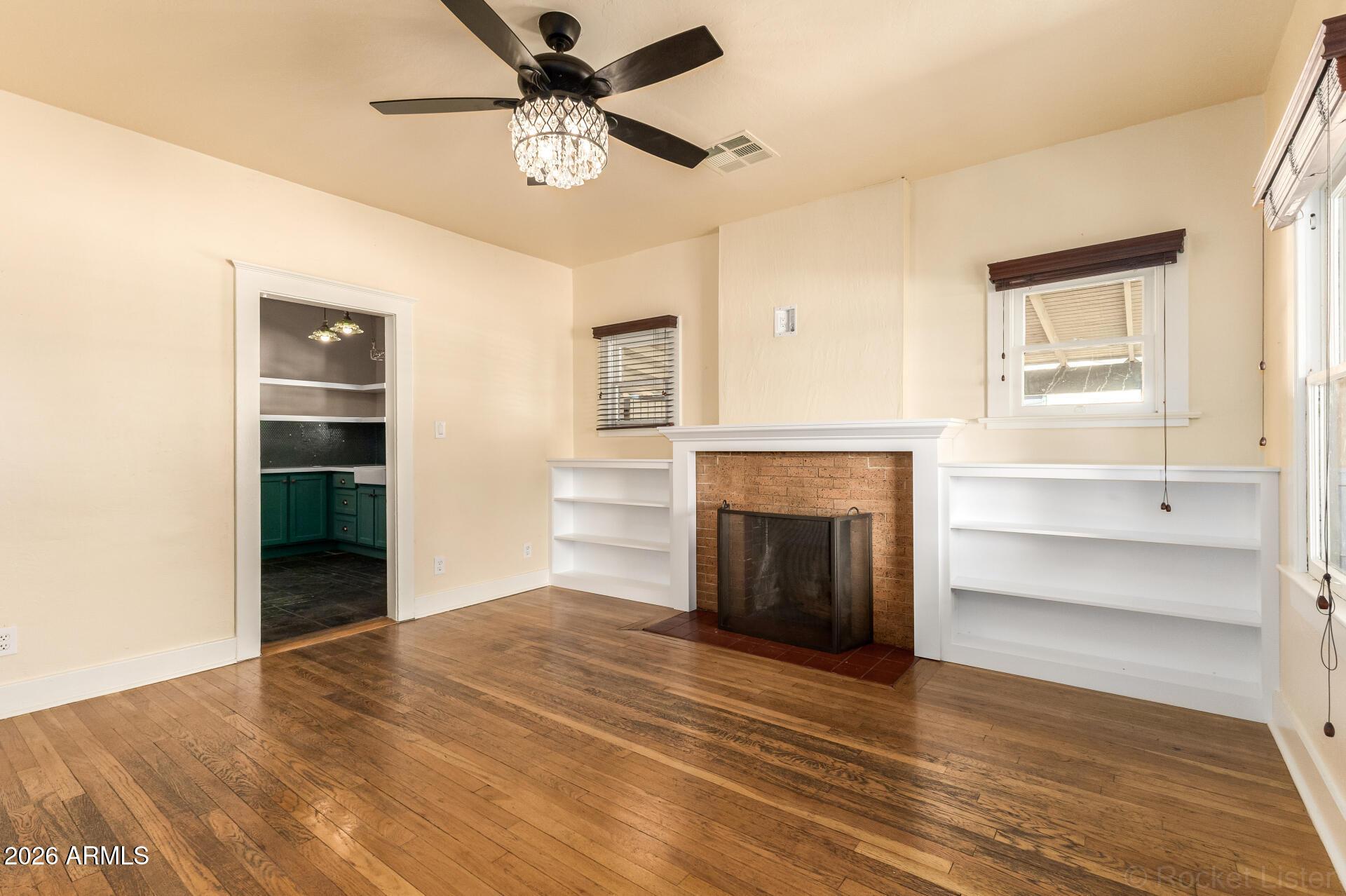 2034 North Mitchell Street Phoenix, AZ 85006 - Photo 3 of 30 Photo #3