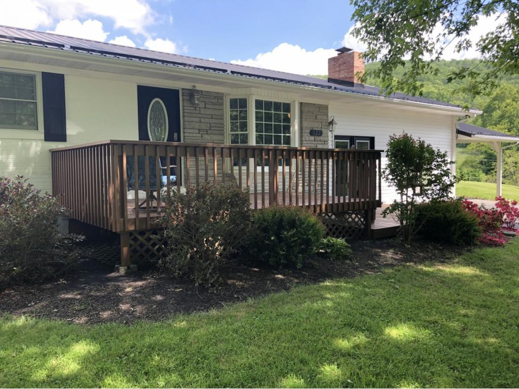 122 Morton Road Hampton, TN 37658 - Photo 2 of 34 Photo 2
