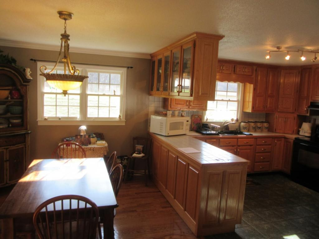 122 Morton Road Hampton, TN 37658 - Photo 14 of 34 Photo 14