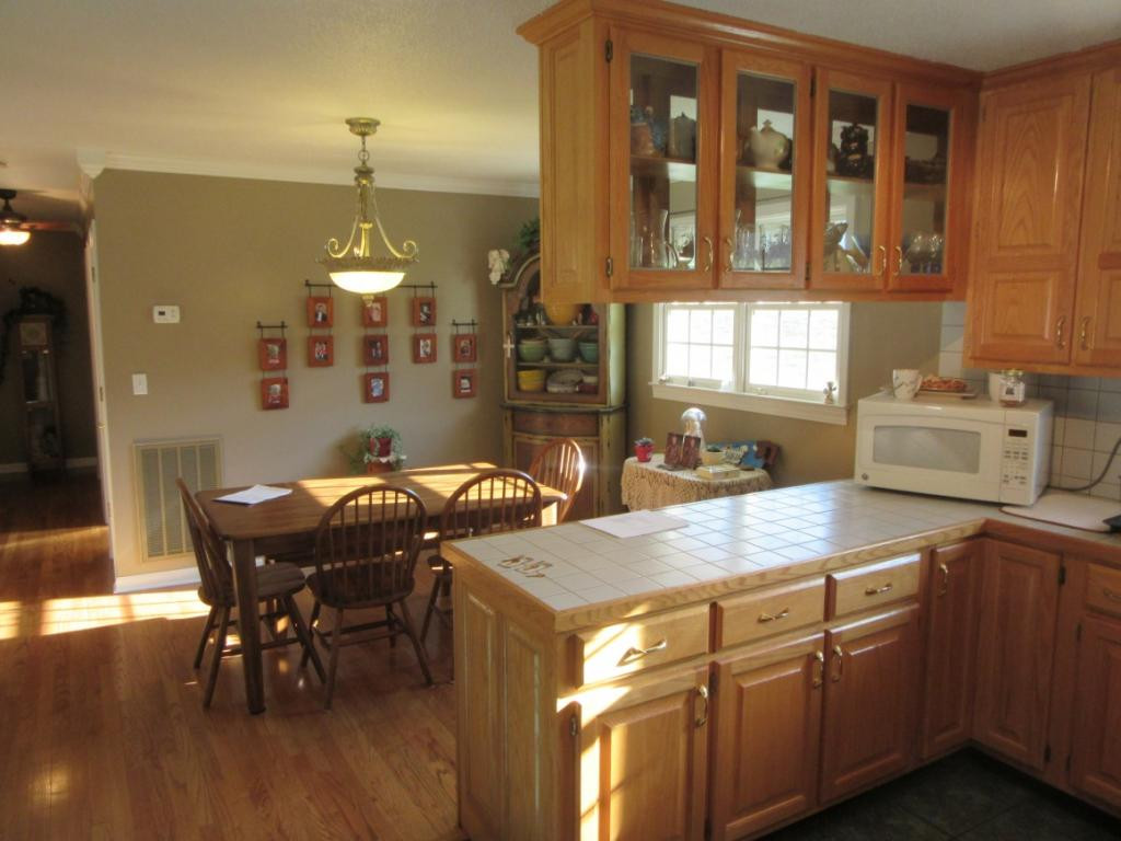 122 Morton Road Hampton, TN 37658 - Photo 17 of 34 Photo 17
