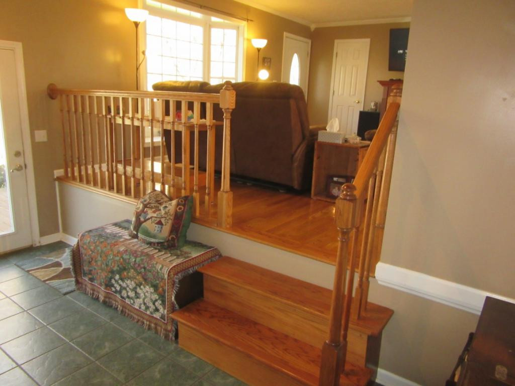 122 Morton Road Hampton, TN 37658 - Photo 18 of 34 Photo 18