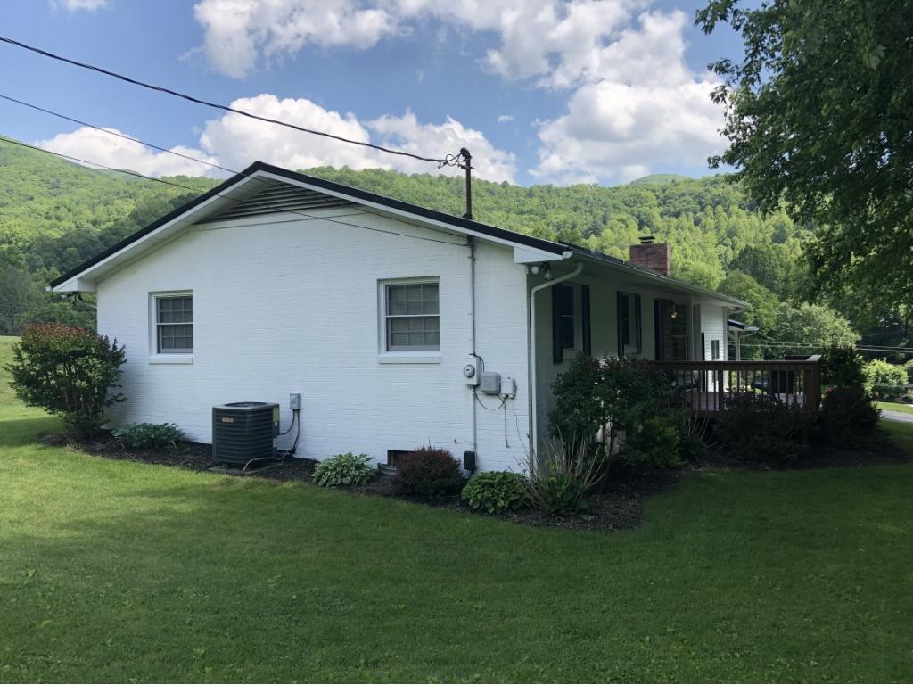 122 Morton Road Hampton, TN 37658 - Photo 34 of 34 Photo 35