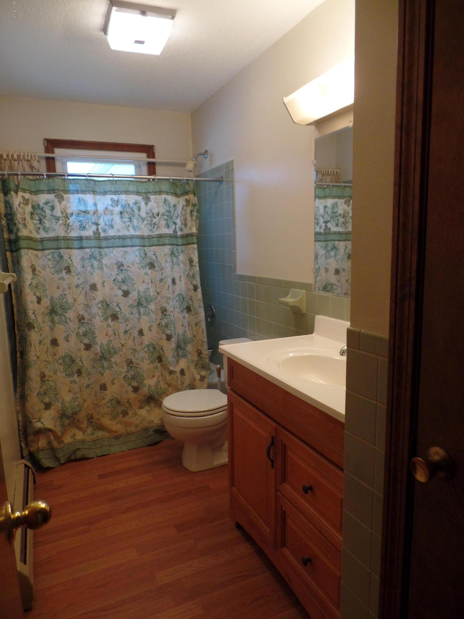 118 Oak Hill Road Pittsfield, MA 01201 - Photo 14 of 35 1st floor bathroom