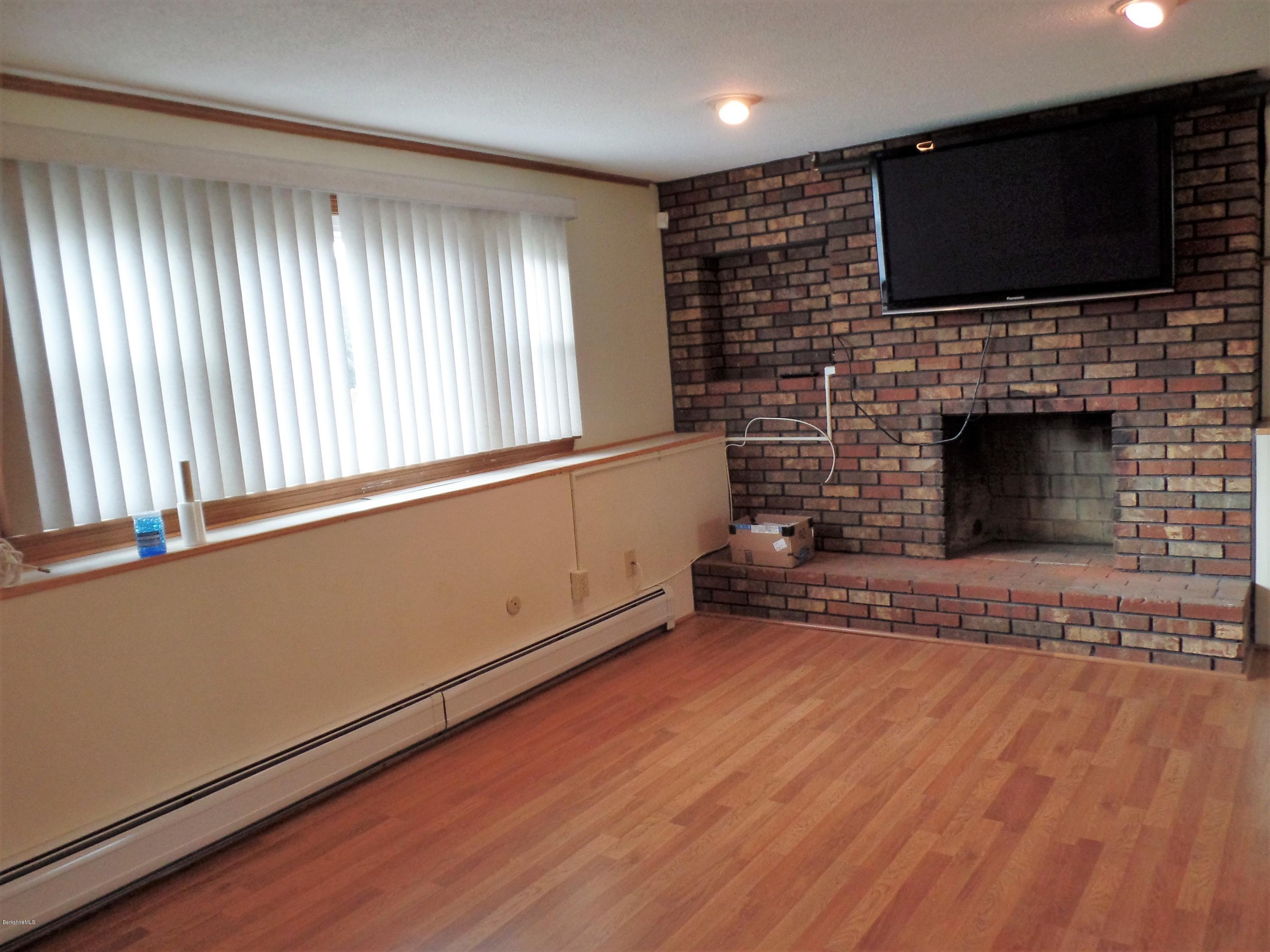 118 Oak Hill Road Pittsfield, MA 01201 - Photo 21 of 35 Family room-lower level