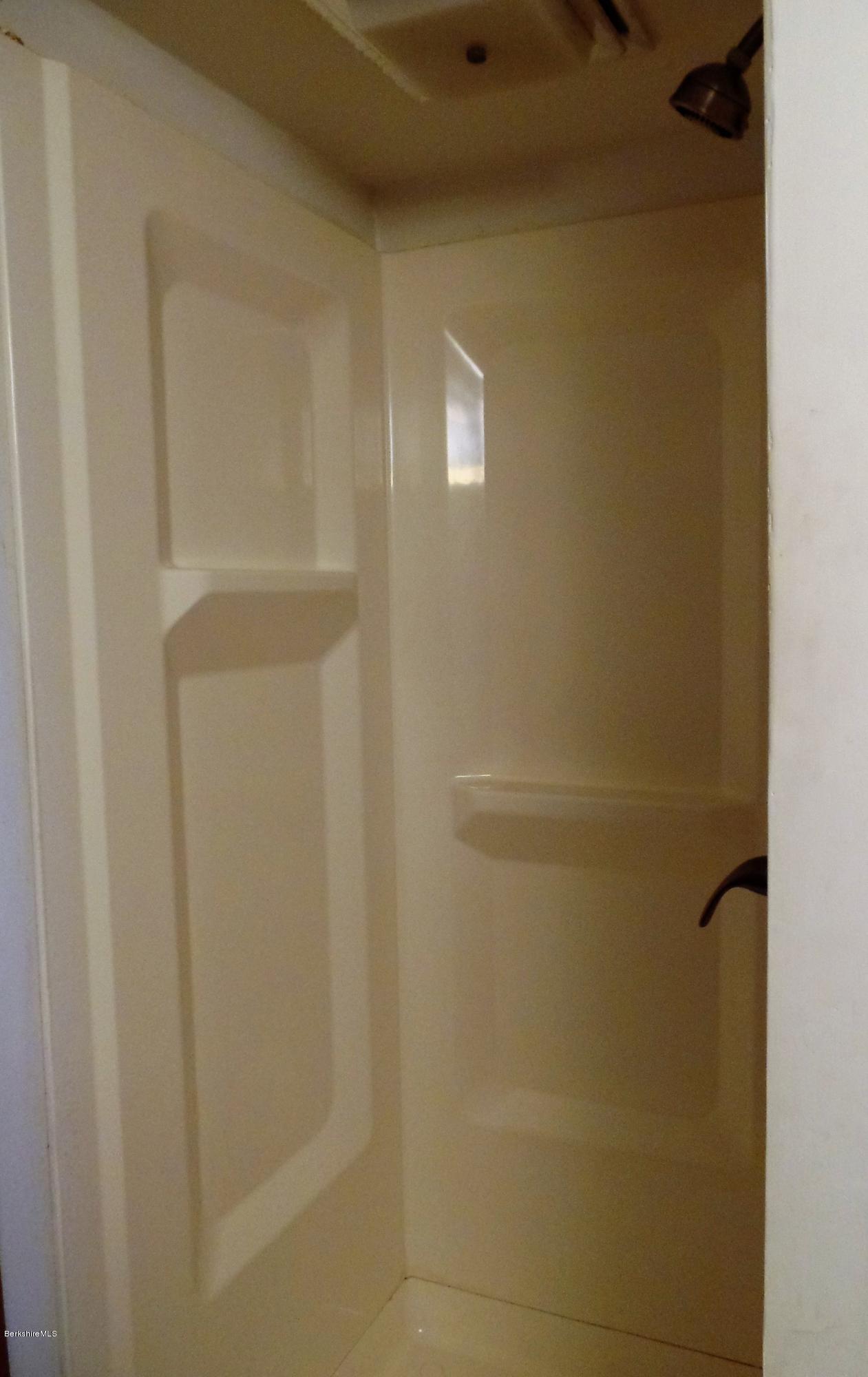 118 Oak Hill Road Pittsfield, MA 01201 - Photo 27 of 35 Lower level shower