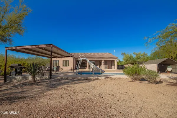 $830,900 | 105 East Tanya Road, Phoenix, AZ 85086