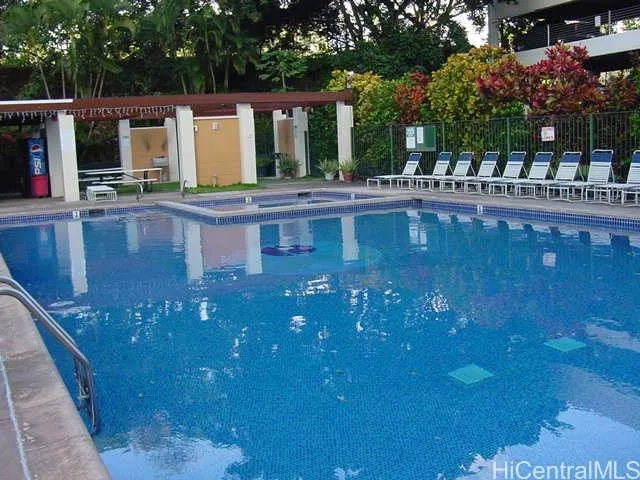 $2,200 | 98-410 Koauka Loop, Unit 1D, Aiea, HI 96701