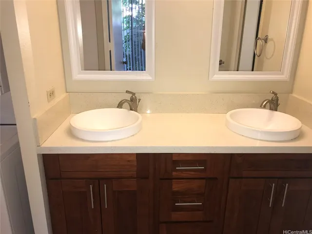 $2,200 | 98-410 Koauka Loop, Unit 1D, Aiea, HI 96701