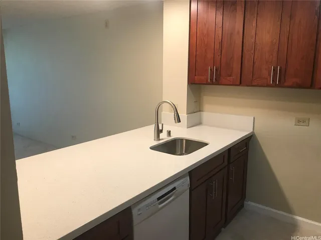 $2,200 | 98-410 Koauka Loop, Unit 1D, Aiea, HI 96701