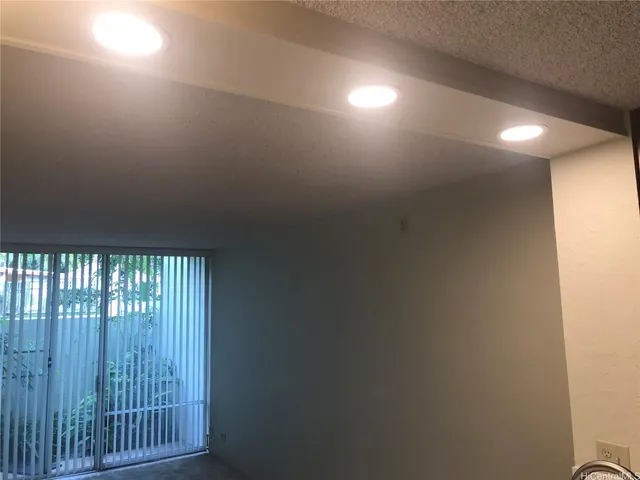 $2,200 | 98-410 Koauka Loop, Unit 1D, Aiea, HI 96701