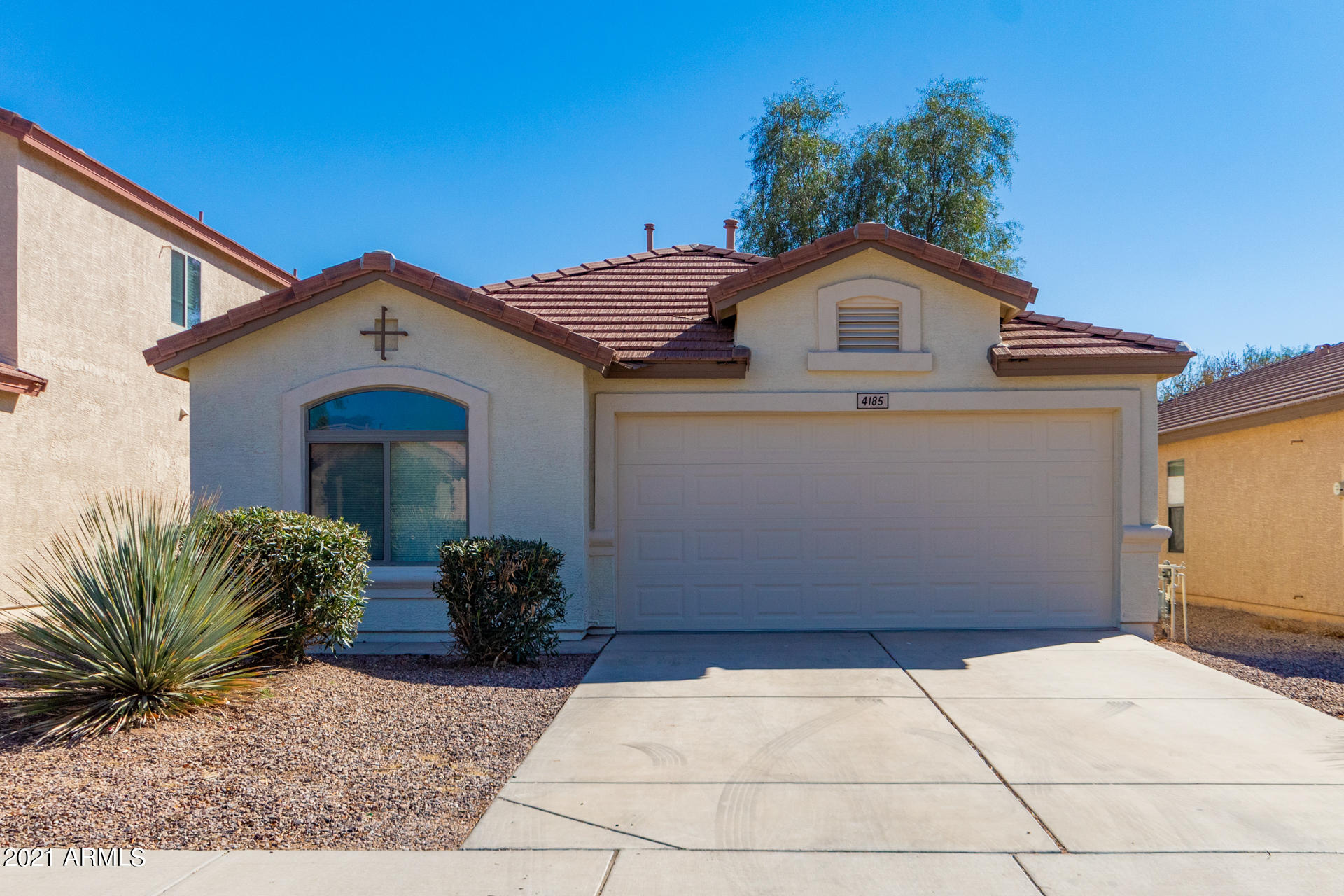 4185 East Azurite Road San Tan Valley, AZ 85143 - Photo 2 of 23 0003-Azurite 1
