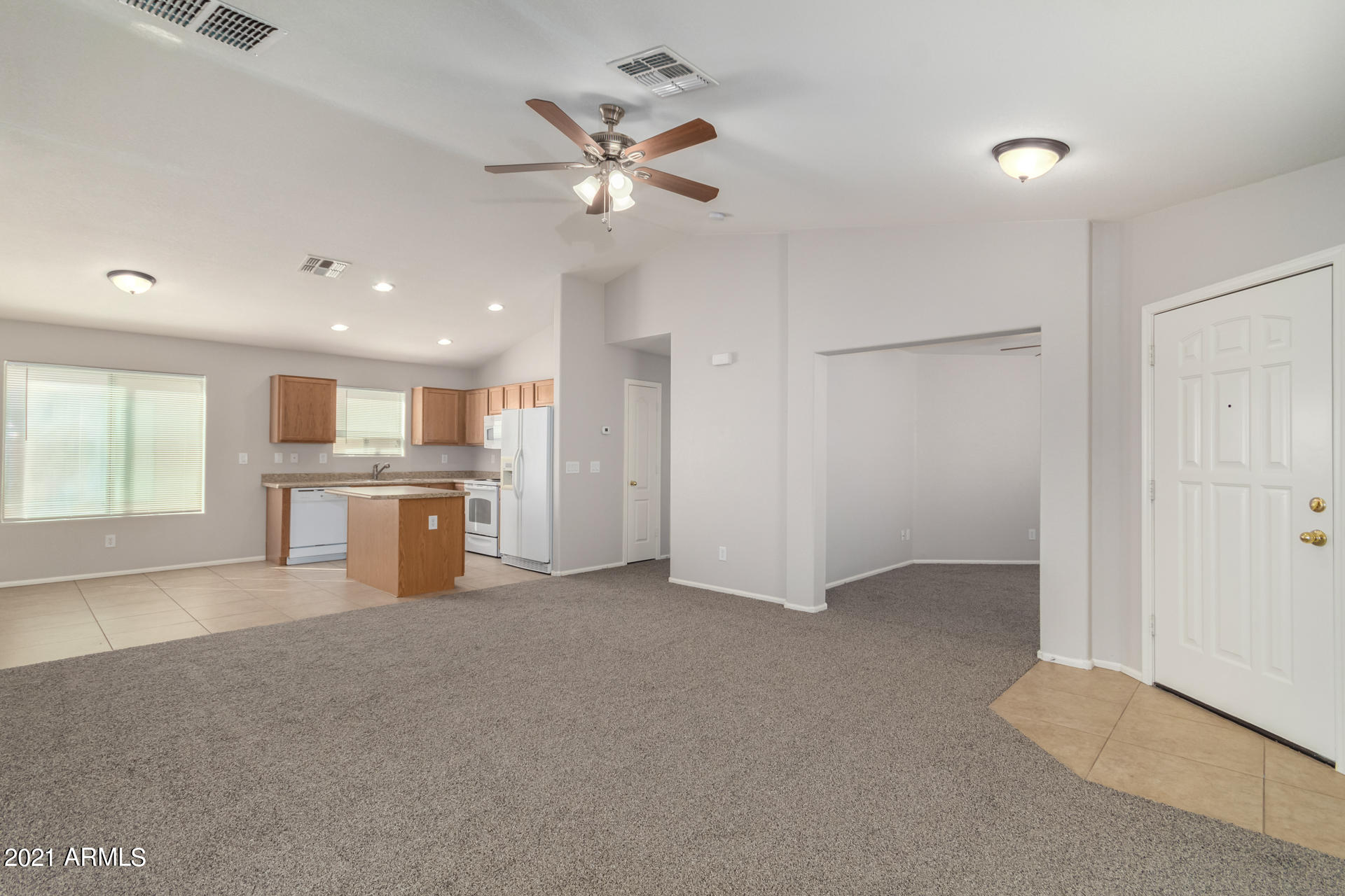 4185 East Azurite Road San Tan Valley, AZ 85143 - Photo 3 of 23 0004-Azurite 4