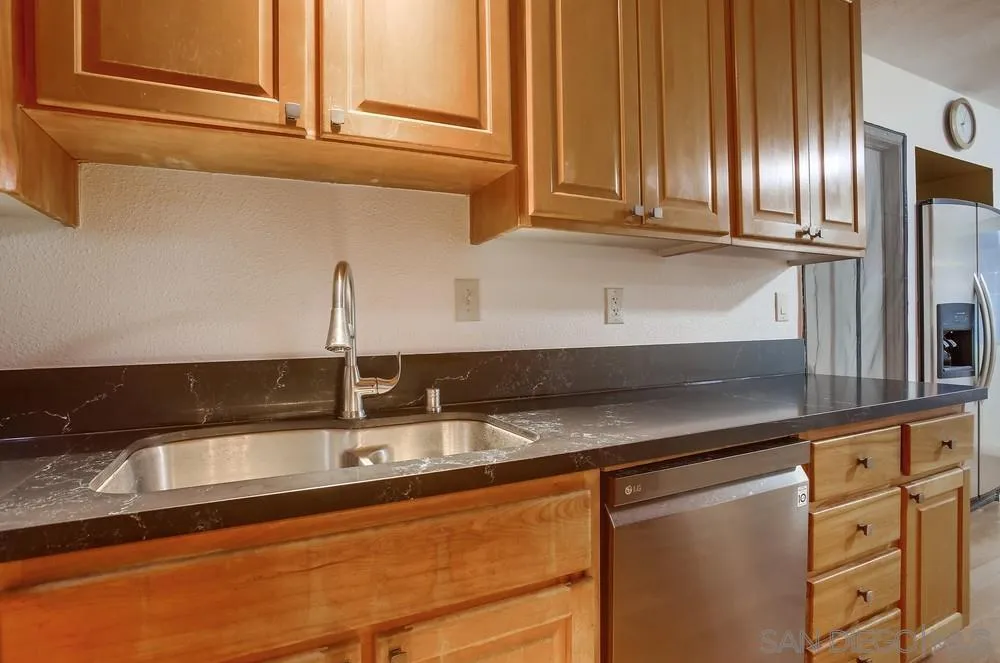 13925 Sam O Reno Road Poway, CA 92064 - Photo 7 of 27 Gallery Image 7