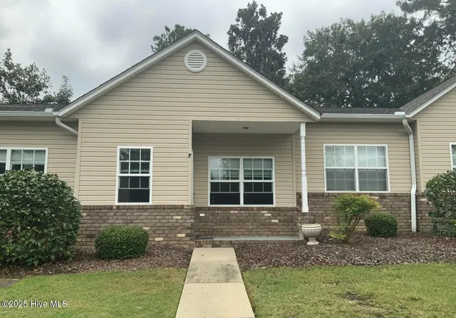 $1,600 | 101 East Rhode Island Avenue, Unit F, Southern Pines, NC 28387