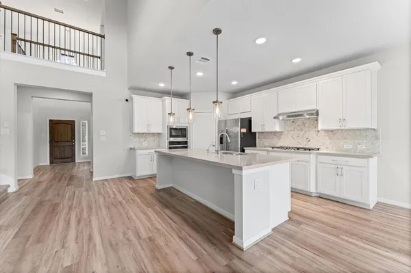 $935,000 | 7 Hyacinth Blossom Court, Tomball, TX 77375