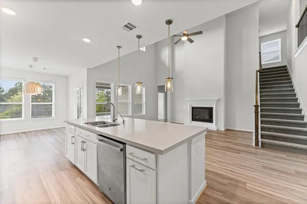 $935,000 | 7 Hyacinth Blossom Court, Tomball, TX 77375