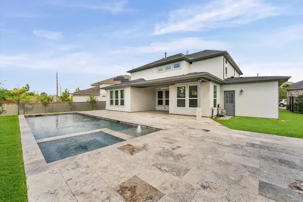 $935,000 | 7 Hyacinth Blossom Court, Tomball, TX 77375