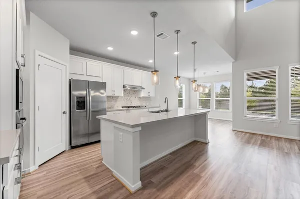 $935,000 | 7 Hyacinth Blossom Court, Tomball, TX 77375