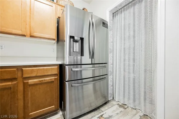 $1,600 | 5855 Valley Drive, Unit 2050, North Las Vegas, NV 89031