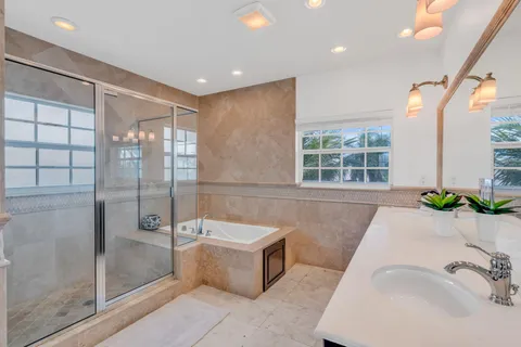 $4,195,000 | 1330 Coury Drive, Key Colony Beach, FL 33051