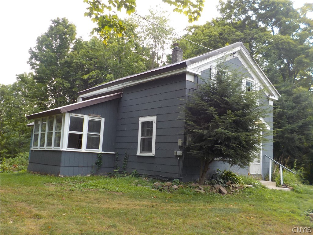 292-294 Perry Road Schroeppel, NY 13132 - Photo 4 of 30 Gallery Image 4
