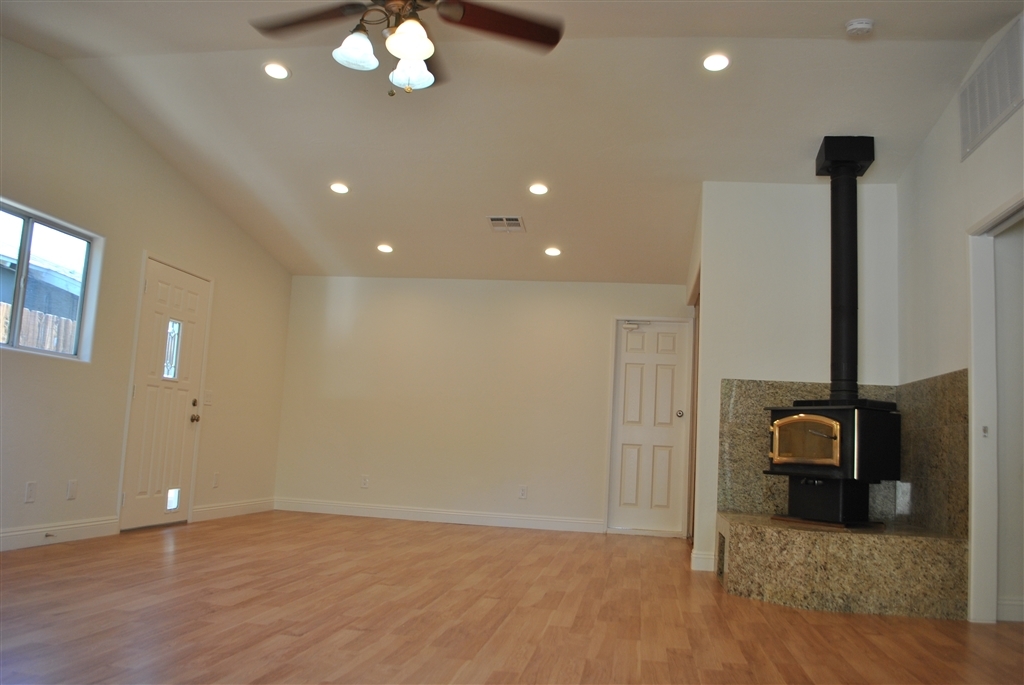 8613 Big Rock Road Santee, CA 92071 - Photo 12 of 25 Gallery Image 12