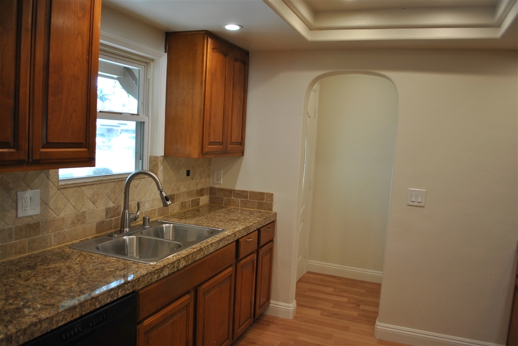 8613 Big Rock Road Santee, CA 92071 - Photo 5 of 25 Gallery Image 5