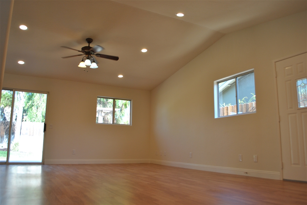8613 Big Rock Road Santee, CA 92071 - Photo 10 of 25 Gallery Image 10