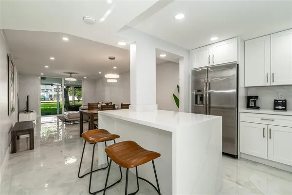 $3,400 | 9523 South Hollybrook Lake Drive, Unit 102, Pembroke Pines, FL 33025