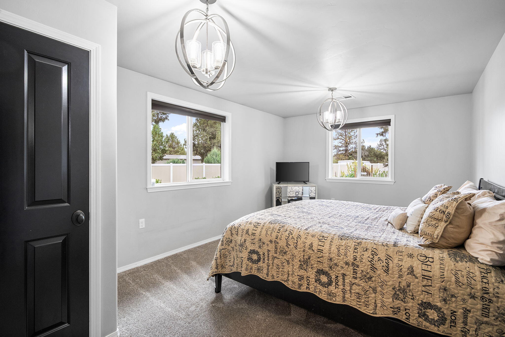 61935 Ten Barr Ranch Road Bend, OR 97701 - Photo 59 of 124