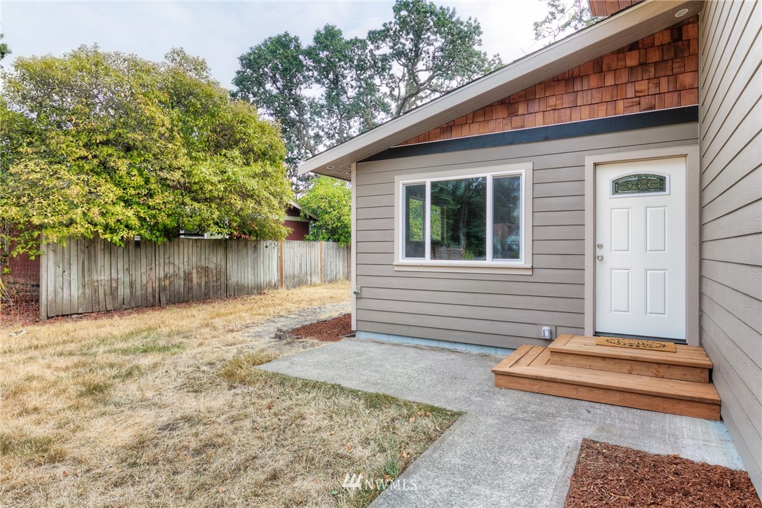 7325 Phillips Road Southwest Lakewood, WA 98498 - Photo 3 of 23 Gallery Image 3