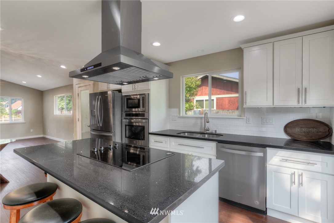 7325 Phillips Road Southwest Lakewood, WA 98498 - Photo 8 of 23 Gallery Image 8