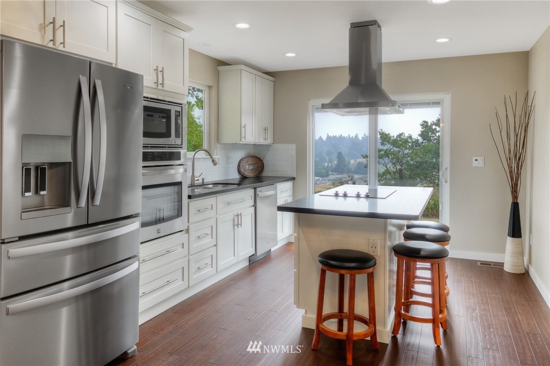 7325 Phillips Road Southwest Lakewood, WA 98498 - Photo 9 of 23 Gallery Image 9