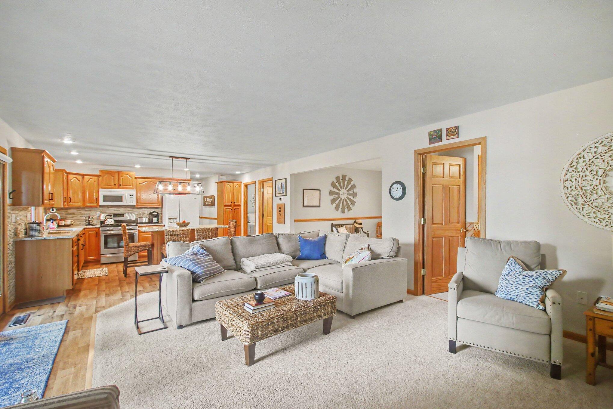 46896 Meadow Lane Decatur, MI 49045 - Photo 11 of 28 007_file_6936