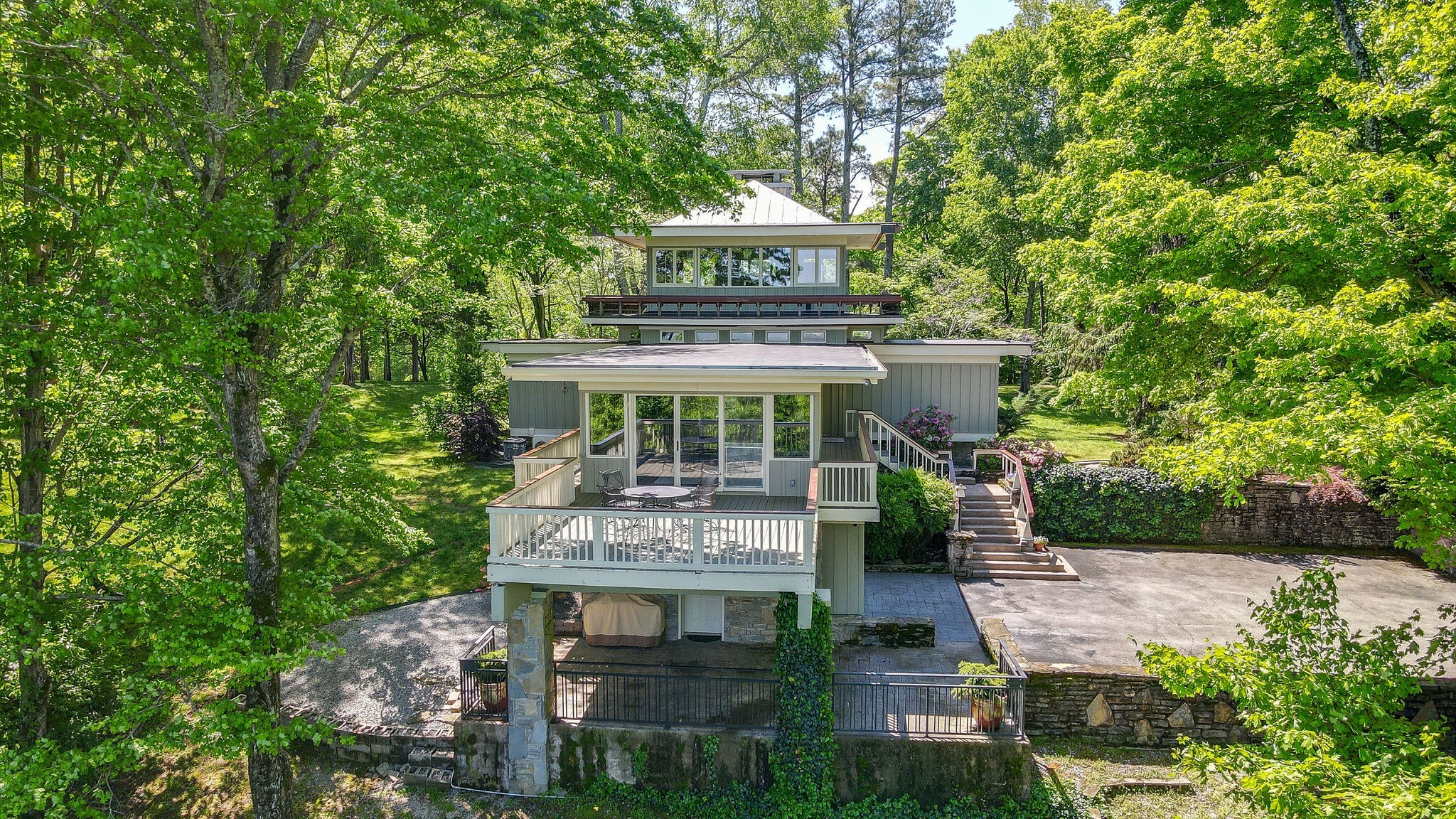 736 Sneed Road West Nashville, TN 37221 - Photo 2 of 47 Gallery Image 2