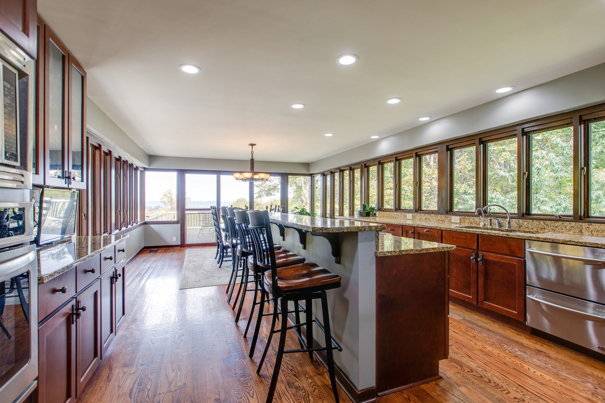736 Sneed Road West Nashville, TN 37221 - Photo 12 of 47 Gallery Image 12