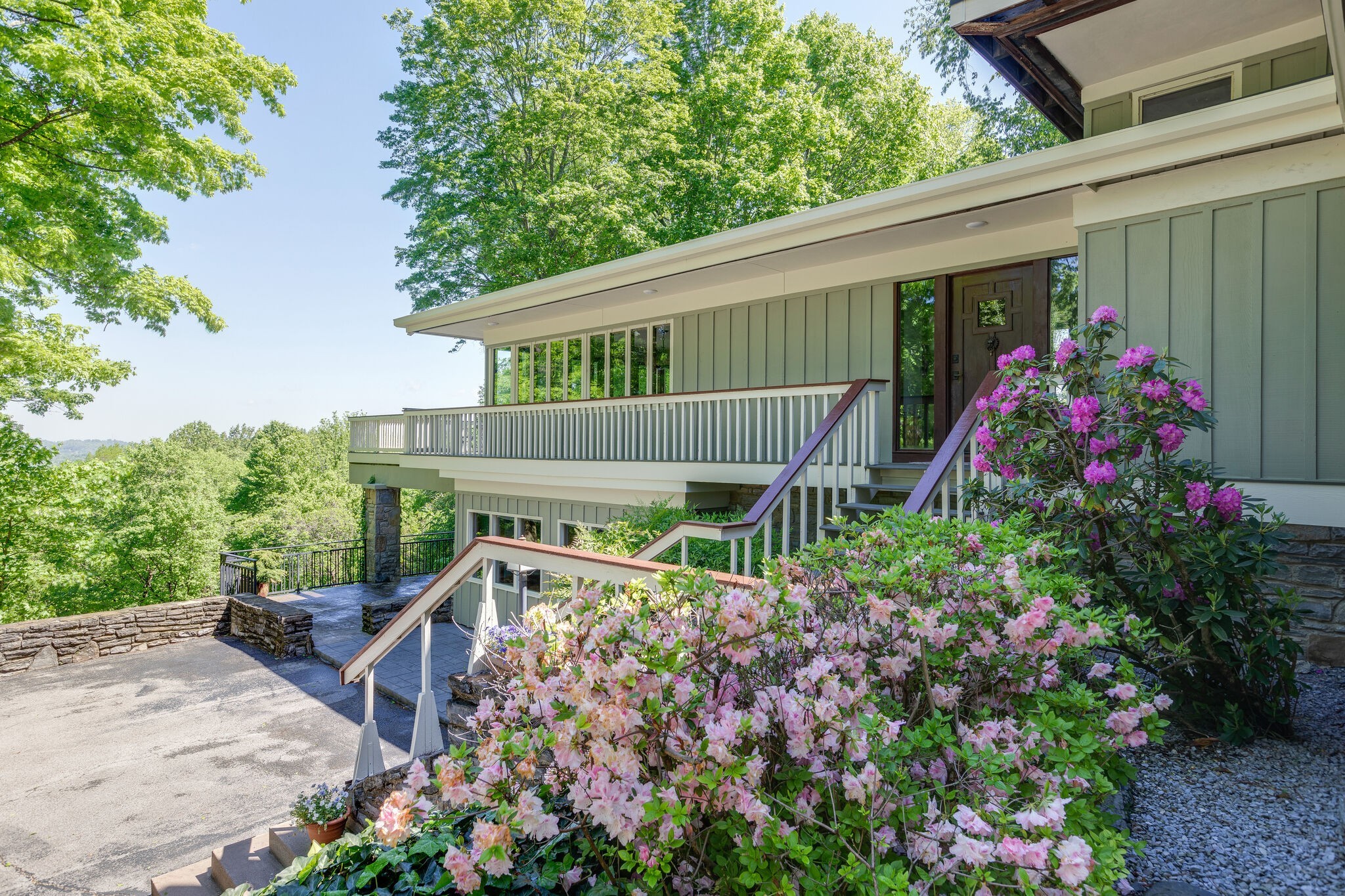 736 Sneed Road West Nashville, TN 37221 - Photo 8 of 47 Gallery Image 8