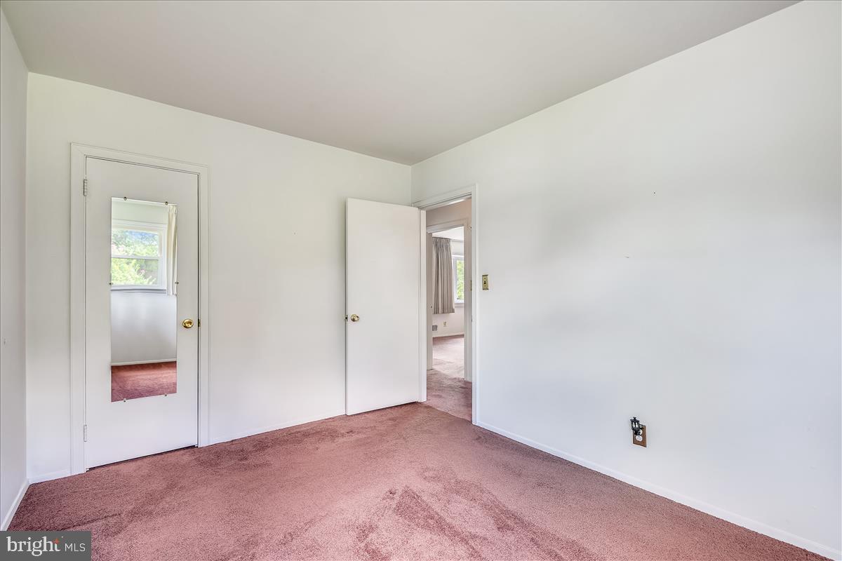 312 Cheddington Road Linthicum, MD 21090 - Photo 14 of 36 Main Bedroom
