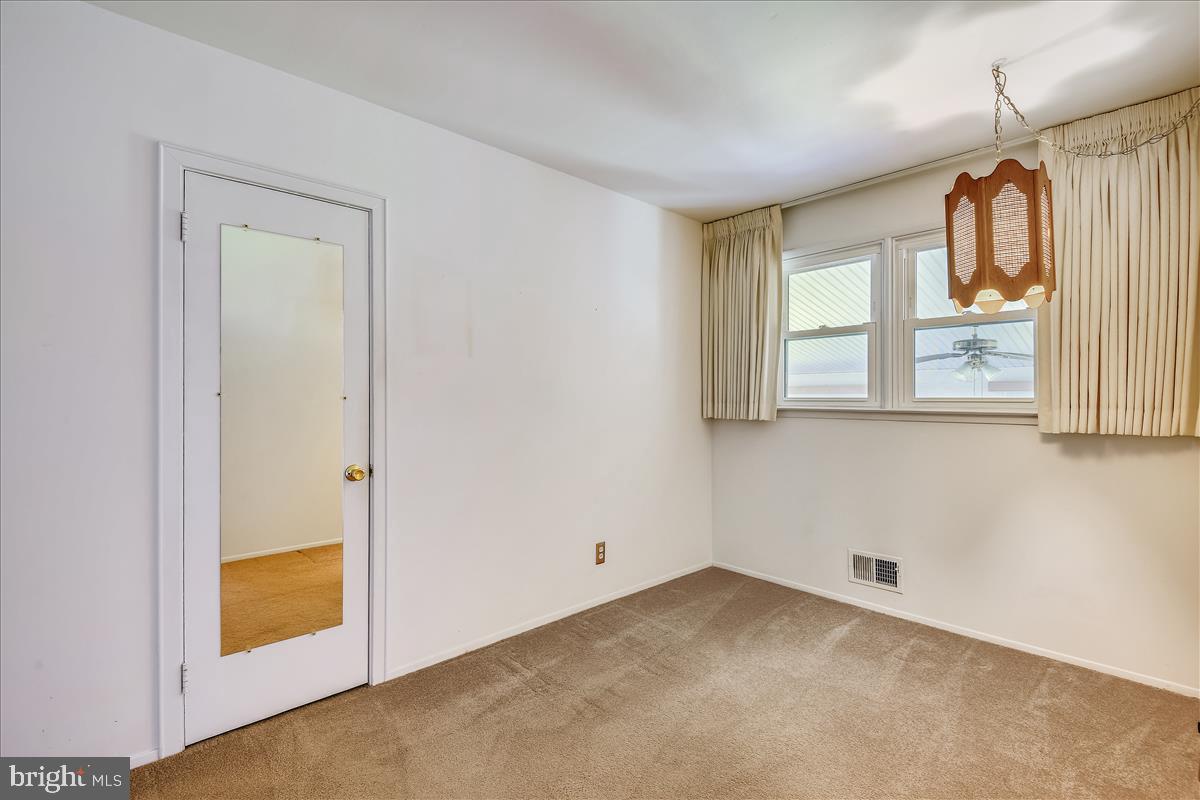 312 Cheddington Road Linthicum, MD 21090 - Photo 18 of 36 Bedroom #3