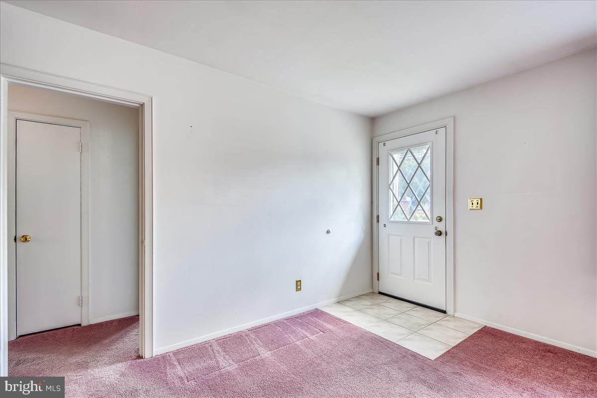 312 Cheddington Road Linthicum, MD 21090 - Photo 3 of 36 Foyer into Living Room