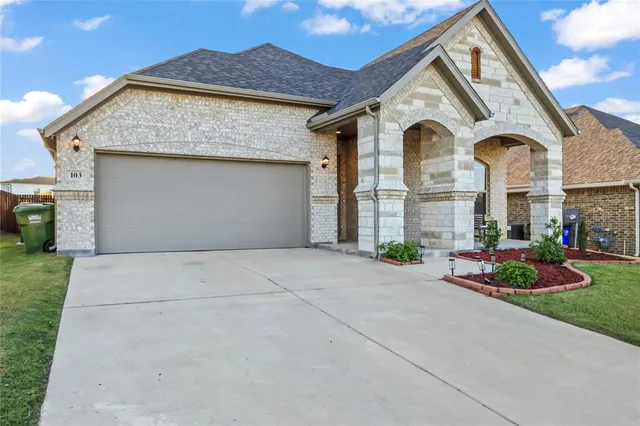 $409,900 | 103 Woodlands Way, Balch Springs, TX 75181