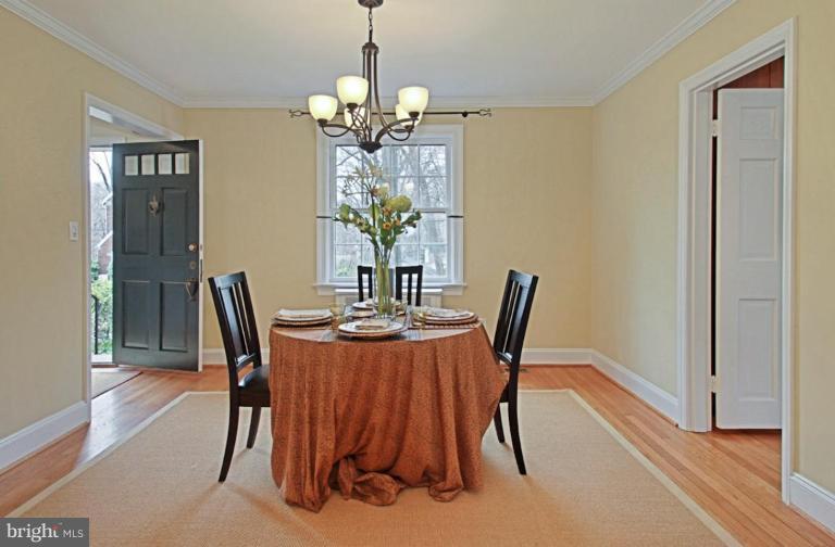 12 Sunnyside Road Silver Spring, MD 20910 - Photo 1 of 14 Dining Room